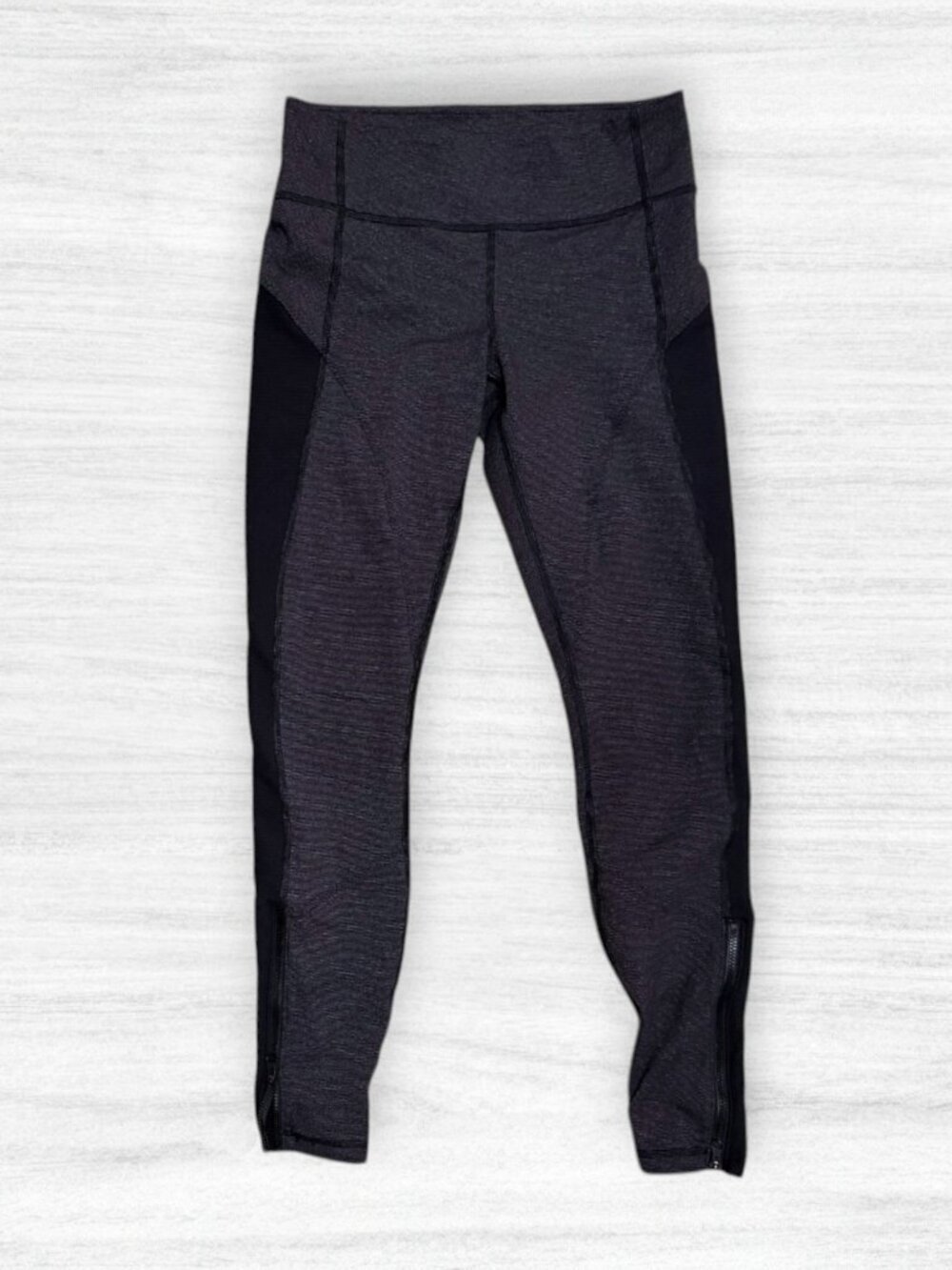 Lululemon On Your Mark Crop Leggings Heathered Black Striped Mesh Zip Ankle 6